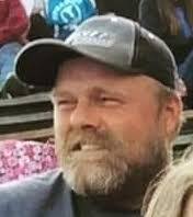 Eric Moorehead's Instagram, Twitter & Facebook