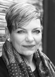 Dr. Alexandra Skedzuhn-Safir