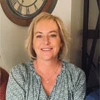 Marilyn Schickler's Instagram, Twitter & Facebook