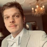 Nicholas Gikas's Instagram, Twitter & Facebook