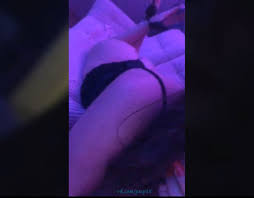 Pscp18 - Dancing sexy girls in the kitchen on Periscope