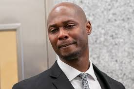 Brooklyn judge rejects call for dismissal of 1999 murder verdict