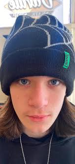 Billie Joe portrait study, glad to hear any crit and advice :)