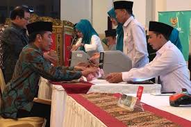 Beruntung rakyat terengganu kerana majlis agama islam dan adat melayu (maidam) bakal memberi peruntukan bantuan zakat terengganu semasa pkpb bagi asnaf yang terjejas di negeri itu. Mengenal Zakat Mal Pengertian Hukum Dan Cara Menghitungnya Halaman All Kompas Com
