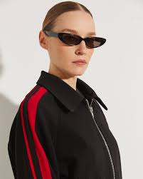 ELLI WHITE (@elliwhite_paris) • Instagram photos and videos