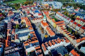 Nowy rynek to nowa galeria handlowa w jeleniej górze. Jelenia Gora Z Drona My Zaniemowilismy Polskazachwyca Pl