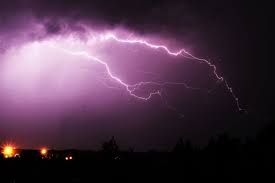 Jun 08, 2021 · attention aux orages dans la région. Le Rhone Place En Vigilance Orange Voici Ou Les Orages Vont Frapper Le Plus Fort Actu Lyon
