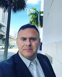 Bruce Aragona's Instagram, Twitter & Facebook