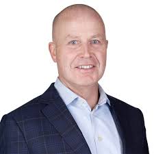 J&J's human resources leader to retire; Amgen becomes the newest pharma  with a top AI exec