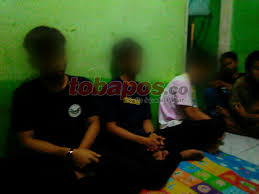 Tiga Pemuda Gilir Siswi SMP - Tobapos