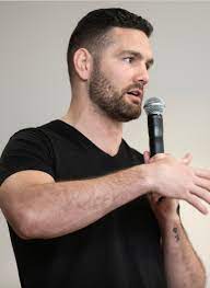 Christopher james weidman (born june 17, 1984) is an american professional mixed martial artist. Vajdman Kris Vikipediya