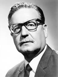 Salvador allende gossens ( valparaíso, 1908. Salvador Allende