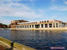 Obviously, we have to begin here. Annie S House From Sleepless In Seattle Iamnotastalker