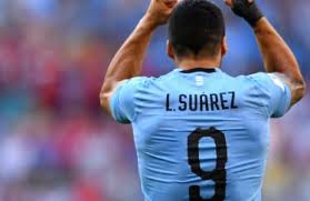 Les supporters russes galvanisés par la victoire. Coupe Du Monde 2018 Uruguay Luis Suarez Ce Demon Sur La Voie De La Redemption