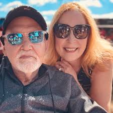 Where to donate ladies clothing and shoes in Lynchburg?