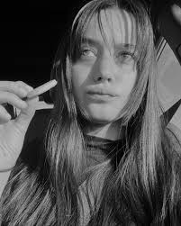 Daniela Estrada (@daniestradas_) • Instagram photos and videos