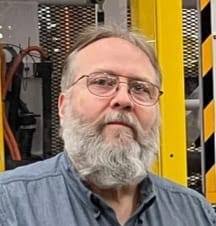 What rooting compound has been successful for apple tree branches?