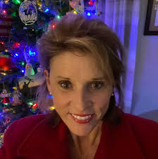 The Miss Mississippi Corporation joins in mourning the loss of former local  titleholder, Elizabeth Rainey Dabney. Elizabeth faced her battle with  cancer with grace and courage, and her light will be deeply