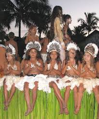 The rapa nui people are the original inhabitants of rapa nui/te pito o te henua, also known as easter island. Tapati Rapa Nui Places We Go People We See