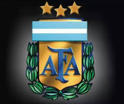 Rápidamente, argentina confirmó su presencia. Misaelrivera No Twitter Descobartcs Esperamos Ver El Escudo De Argentina Asi Con 3 Estrellas De Campeones Http T Co Krgcod54zi