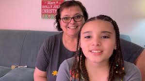 Driver runs Sullivan school bus stop sign