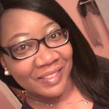 What are some gift ideas for graduation parties for girls and boys?