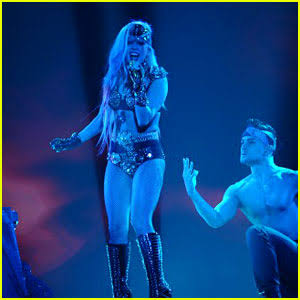 images?q=tbn:ANd9GcSw7UMBTUg8R2LXOYHtJzL