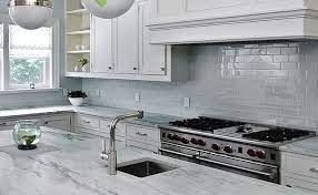 Here are top kitchen backsplash ideas that may change the mood and color of your kitchen. 103 White Backsplash Ideas Absolutely Stunning White Tile Ideas Glass Subway Tile White Tile Kitchen Backsplash White Glass Tile
