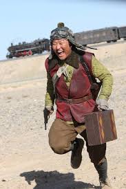 While the weird, a notorious train robber, is stealing from a japanese train crossing the manchurian plains, he discovers a treasure map. Film Review The Good The Bad And The Weird 2008 Weird Pictures Film Images Image