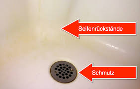 Muhelos Dusche Wanne Reinigen So Geht S Schritt 1 Hartnackige Flecken 1 Backpulver Und Warmes Wasser Zu Brei Verruhr Wannen Reinigen Reinigen Haushalt