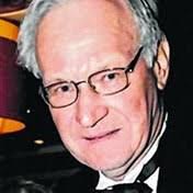 Elliot Pollack's Instagram, Twitter & Facebook