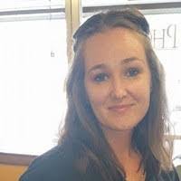 Elise Jacobs's Instagram, Twitter & Facebook