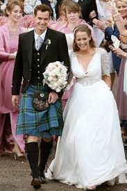Tennis star andy murray's wife kim sears has given birth to an 8lb 10oz girl, who arrived on shirley erskine, andy murray's grandmother said she was delighted at her great granddaughter's arrival. Andy Murray Wedding Pictures Kim Sears Wedding Dress Pictures Glamour Uk