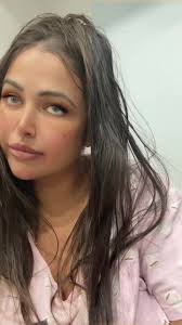 I’m not comparing I know I’m gorgeous. Just going with the song 😂  #selflove #loveyou