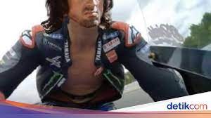 Espectáculos 30/05/2019 5:37 pm lacuarta.com. Kumpulan Meme Kocak Baju Balap Terbuka Saat Quartararo Jadi Rambo