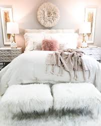 White Goose Down Duvet Glam Bedroom Bedroom Decor Simple Wall Decor