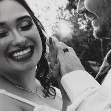 Vanessa Earnest (@vanessa_earnest)