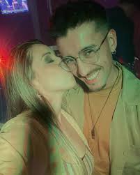 Cuenta regresiva para despedir este añito y yo me puse nostálgica 🥹🤭  Fotos que no subí y como dice Benito, debí tirar más fotos 😅 Que año he  tenido gente ❤️‍🩹