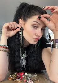 IM BACK WITH A GOOD JAR OMG! 😍 pt3 #mysteryjewlerygirl #mystery #jewlery  #jar #fypシ゚viral #trendingvideo #mysteryboxviral #unboxingvideo  #imjustagirl #crystalsoftiktok #trending #fyp #crystals ...