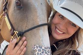 SwitchUp Buckets added a new photo.