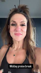 This is how you do it!!!! Praise your way through it!! Can’t nothing stop  you!!!! Lace up your boots, put