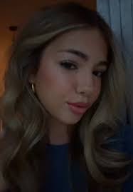 Kelsie Ford's Instagram, Twitter & Facebook