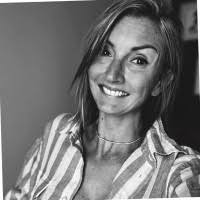 500+ profils pour “Júlia”