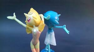 Blue Pearl And Yellow Pearl Figures Steven Universe Amino Pearl funko mystery mini steven universe figure. blue pearl and yellow pearl figures