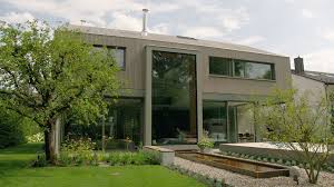 Ländlich wohnen in einem landhaus in bayern. Traumhauser Herausragende Wohnprojekte In Bayern Br Fernsehen Fernsehen Br De