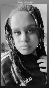 Leah Barnes's Instagram, Twitter & Facebook