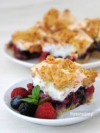 Placek z truskawkami i kruszonką. Ciasto Kruche Z Owocami I Beza Najsmaczniejsze Pl