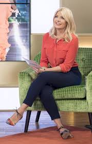 After this morning presenter holly willoughby was announced as ant mcpartlin's replacement for this year's series of i'm a celebrity. Holly Willoughby This Morning 08 03 16 1738772 Professional Outfits Work Fashion Holly Willoughby Style