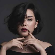 Today is October 1st! IT'S THRESHING DAY! 🔥🐉 In Rebecca Yarrros's Fourth  Wing, it's the day when the dragons choose their riders at Basgiath War  College! . . . . . #fblifestyle #