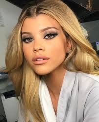 Sofia Richie On Instagram A Sophia Loren Eye Samvissermakeup Bardot Makeup Bridget Bardot Makeup Makeup Looks